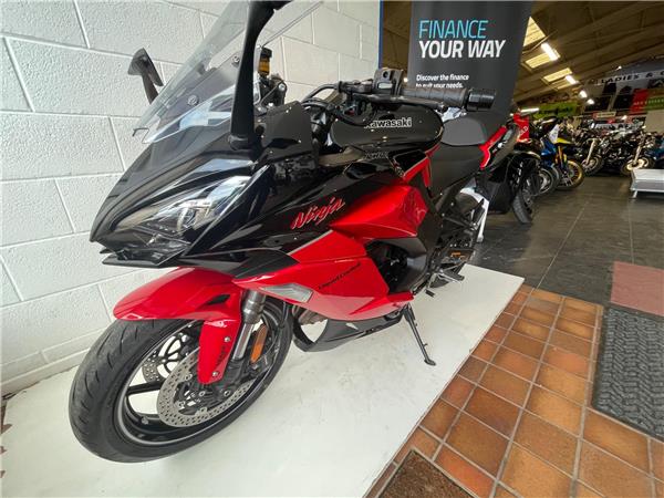 2024 Kawasaki Ninja 1000SX