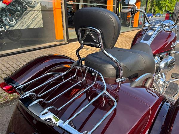2023 HARLEY-DAVIDSON FLRT FREEWHEELER