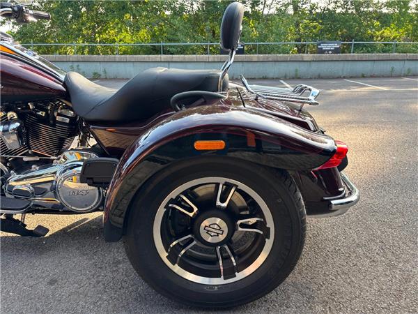 2023 HARLEY-DAVIDSON FLRT FREEWHEELER