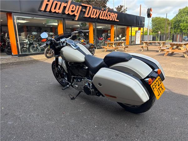 2023 HARLEY-DAVIDSON SOFTAIL FLSB SPORT GLIDE