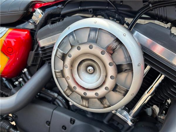 2016 HARLEY-DAVIDSON IRON 883
