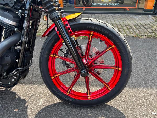 2016 HARLEY-DAVIDSON IRON 883