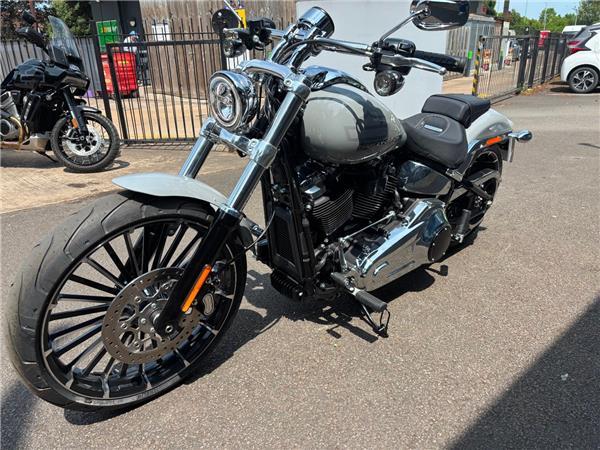 2025 HARLEY-DAVIDSON BREAKOUT 117 
