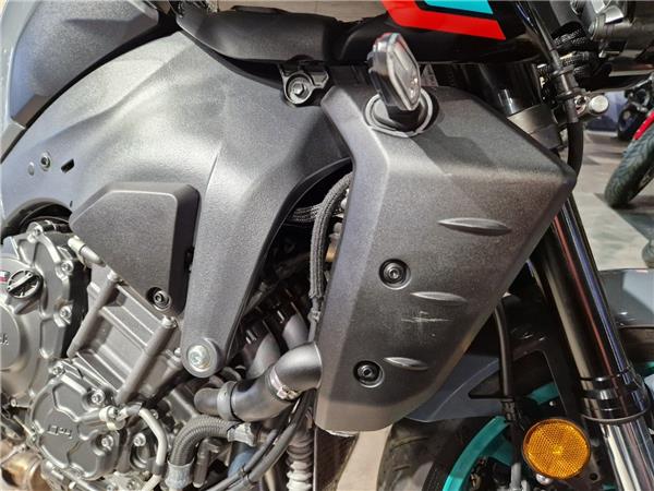 2022 YAMAHA MT-10