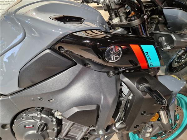 2022 YAMAHA MT-10