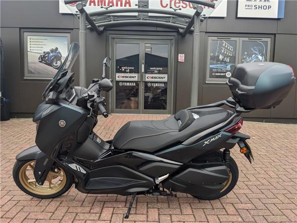 2023 Yamaha XMAX 300