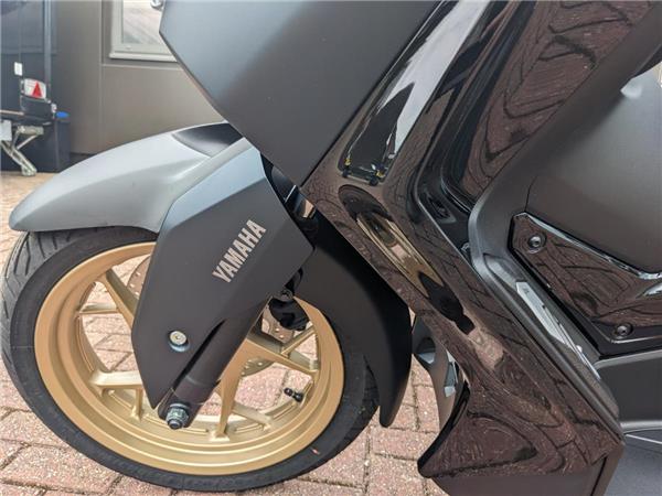 2023 Yamaha XMAX 300