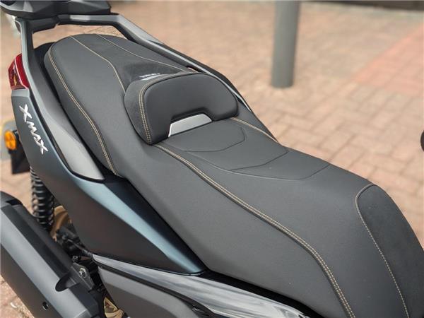 2023 Yamaha XMAX 300