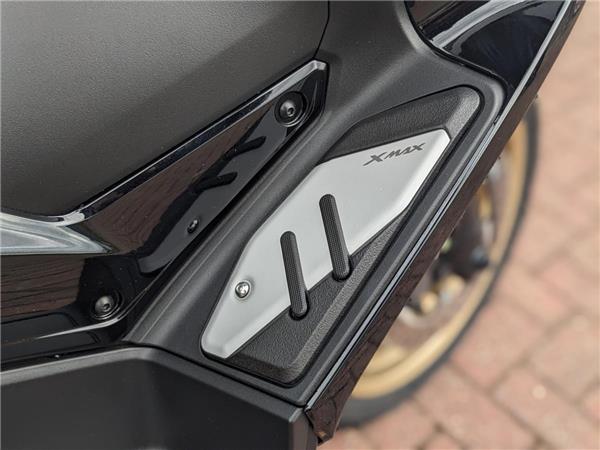 2023 Yamaha XMAX 300