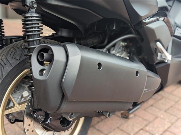 2023 Yamaha XMAX 300