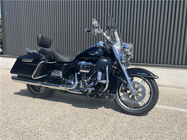 2020 HARLEY-DAVIDSON ROAD KING