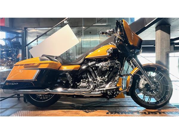 2022 HARLEY-DAVIDSON CVO FLHXSE Street Glide CVO 117