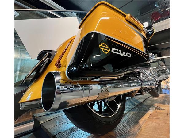 2022 HARLEY-DAVIDSON CVO FLHXSE Street Glide CVO 117