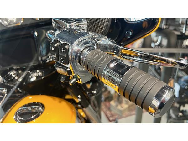 2022 HARLEY-DAVIDSON CVO FLHXSE Street Glide CVO 117