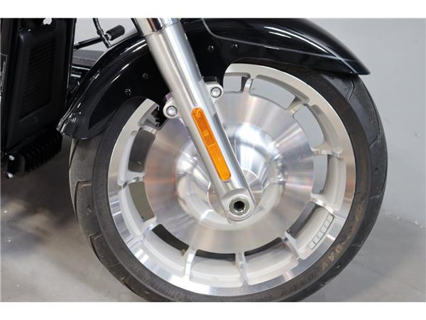 2025 HARLEY-DAVIDSON SOFTAIL FLFB FAT BOY