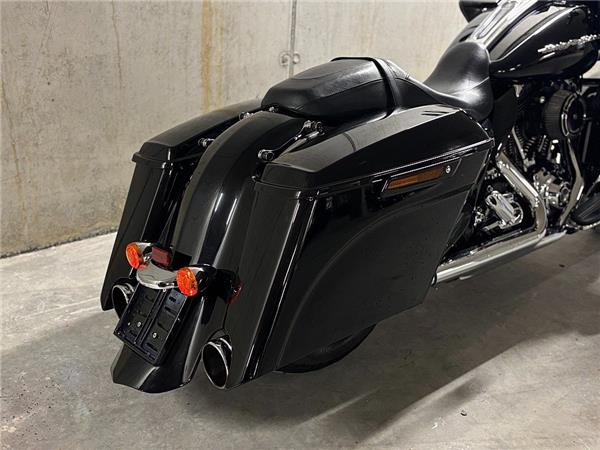 2015 Harley-Davidson Road Glide FLTR