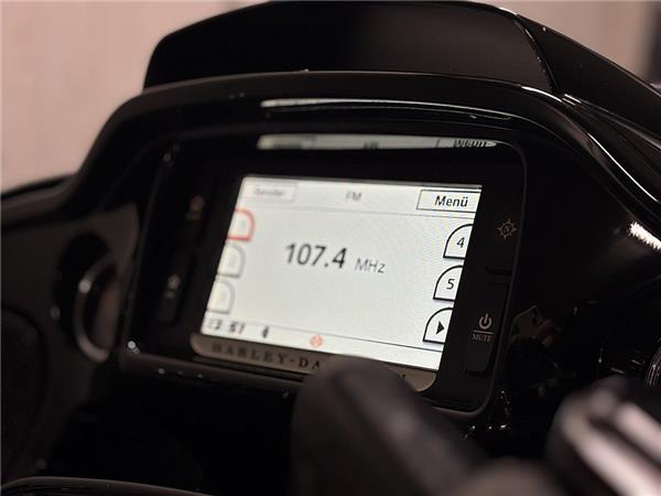2015 Harley-Davidson Road Glide FLTR