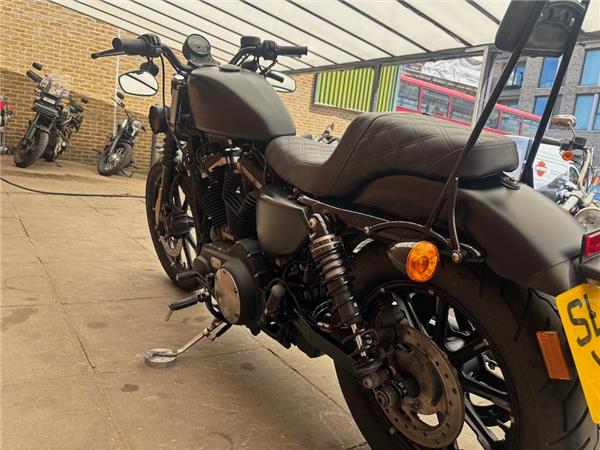 2020 HARLEY-DAVIDSON SPORTSTER XL883N IRON