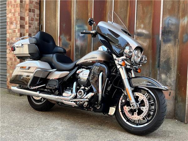 2018 Harley-Davidson Touring