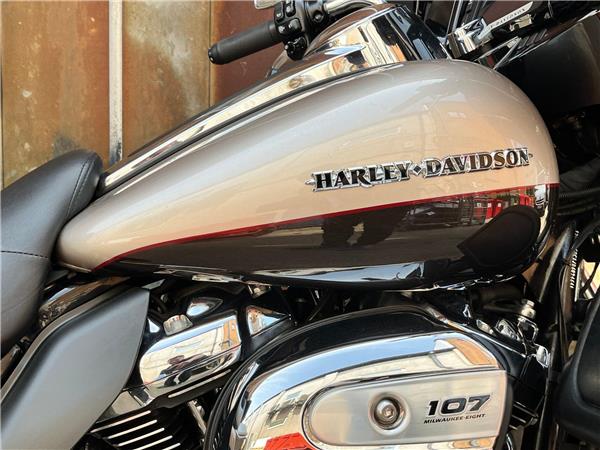 2018 Harley-Davidson Touring