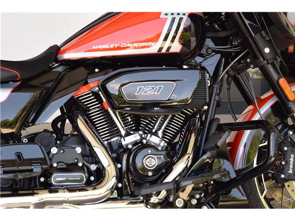 FLHXSE CVO Street Glide - 445 KM!!!