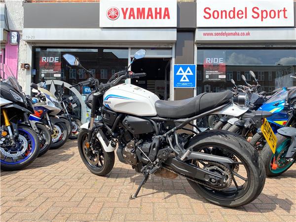 Yamaha XSR700