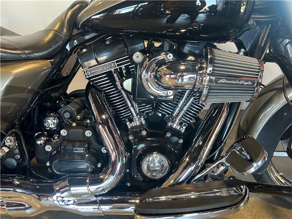 2015 HARLEY-DAVIDSON ROAD KING