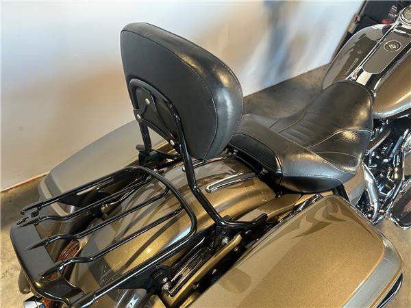 2015 HARLEY-DAVIDSON ROAD KING