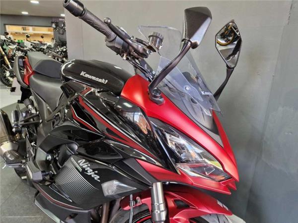 2024 Kawasaki NINJA 1000SX RED