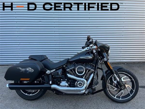 2018 Harley-Davidson Softail Sport Glide FLSB