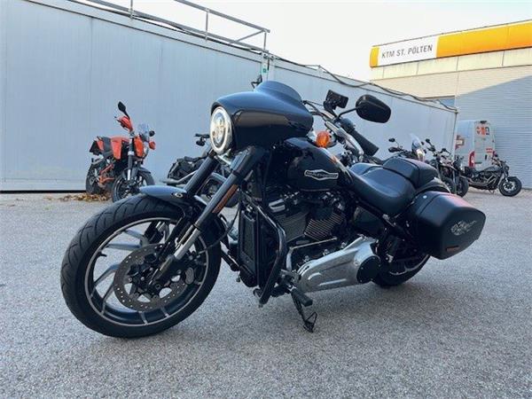 2018 Harley-Davidson Softail Sport Glide FLSB