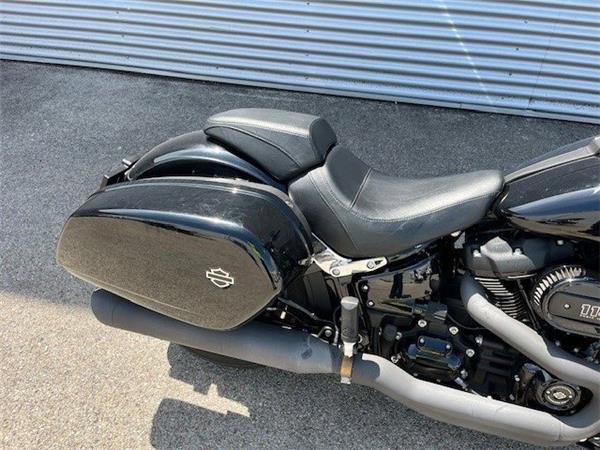 2021 Harley-Davidson Softail Sport Glide FLSB