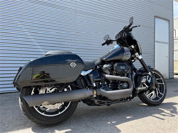 2021 Harley-Davidson Softail Sport Glide FLSB