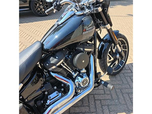 Harley-Davidson Softail-Cruiser SPORT GLIDE
