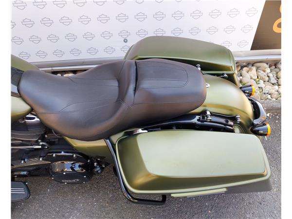 2022 HARLEY-DAVIDSON ROAD KING