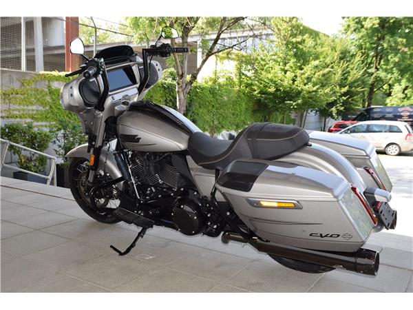 CVO Street Glide