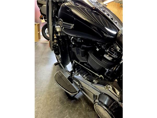 2022 HARLEY-DAVIDSON FAT BOY