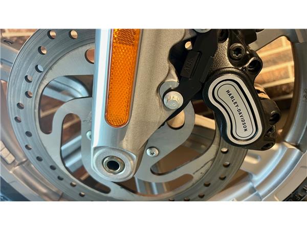 2022 HARLEY-DAVIDSON Softail FXST Softail Standard 107