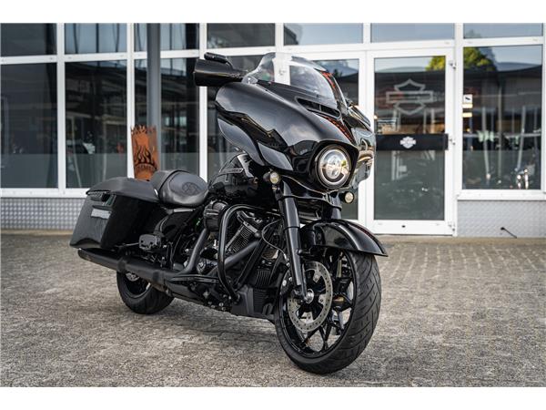 Harley-Davidson FLHXS Street Glide 114 cui - Jekill & Hyde -