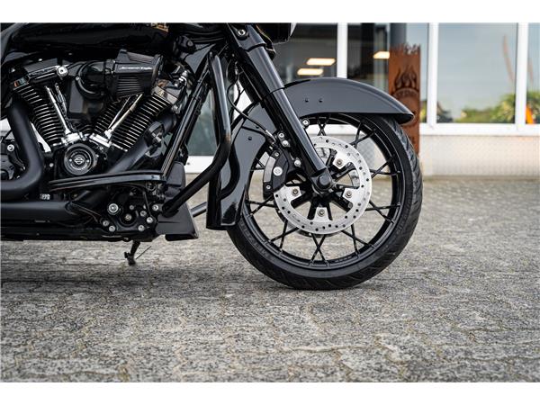 Harley-Davidson FLHXS Street Glide 114 cui - Jekill & Hyde -
