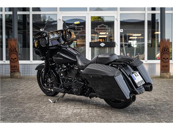 Harley-Davidson Kiel FLHXS Street Glide 114 cui - Jekill & Hyde -