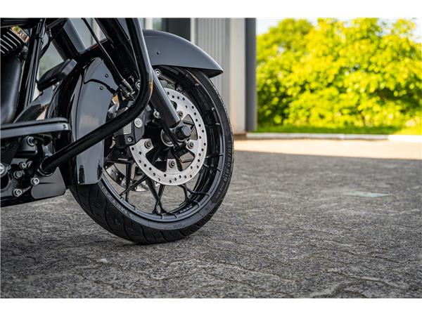 Harley-Davidson Kiel FLHXS Street Glide 114 cui - Jekill & Hyde -