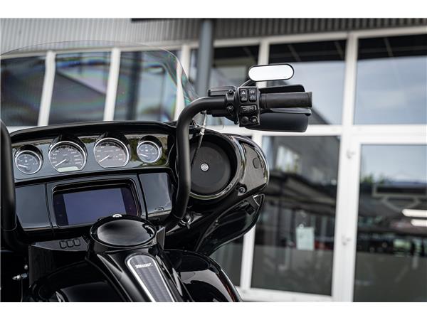 Harley-Davidson Kiel FLHXS Street Glide 114 cui - Jekill & Hyde -