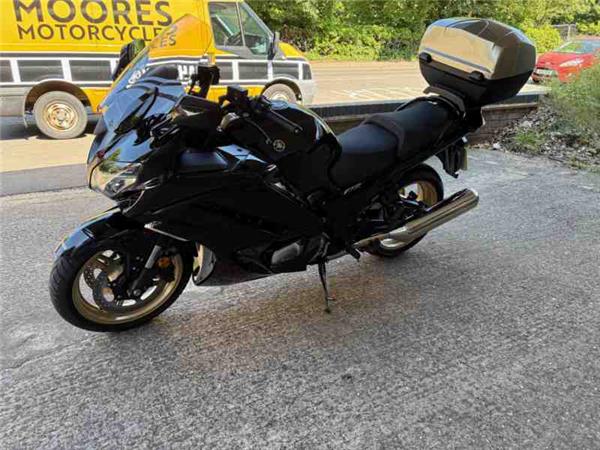 2020 Yamaha FJR1300AE ULTIMATE EDITION BLACK