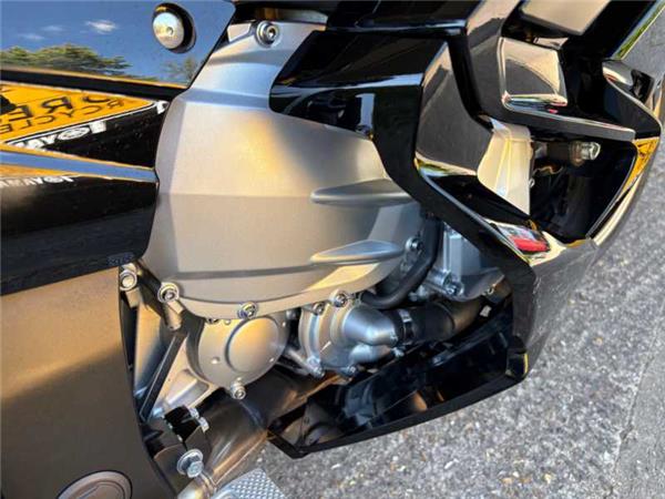 2020 Yamaha FJR1300AE ULTIMATE EDITION BLACK