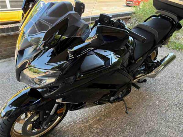 2020 Yamaha FJR1300AE ULTIMATE EDITION BLACK