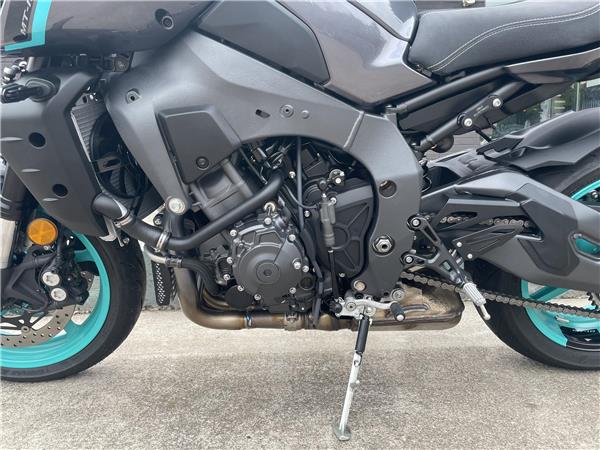 2025 Yamaha MT10