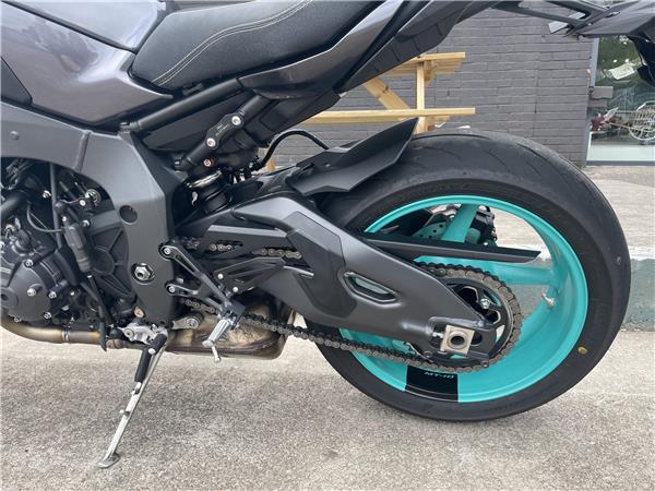 2025 Yamaha MT10