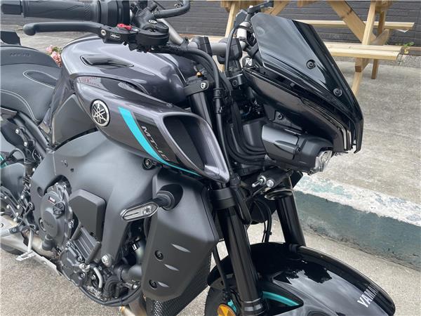 2025 Yamaha MT10