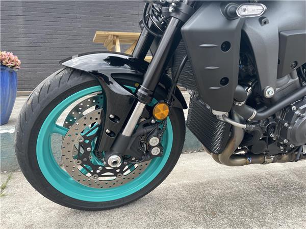 2025 Yamaha MT10
